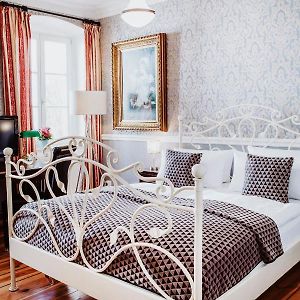 Kamer met een King Size Bed